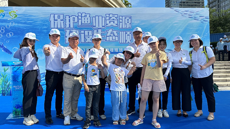 新葡的京集团再捐150万尾鱼苗，助力广东顺德增殖放流活动成功举办！